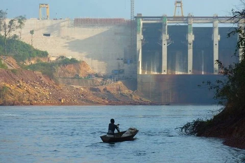 Potential impacts of Lao Pak Lay hydropower project discussed in Hanoi