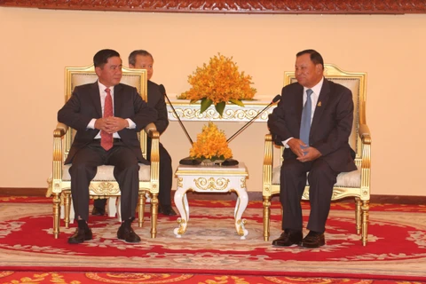 Party inspection commission officials visit Cambodia
