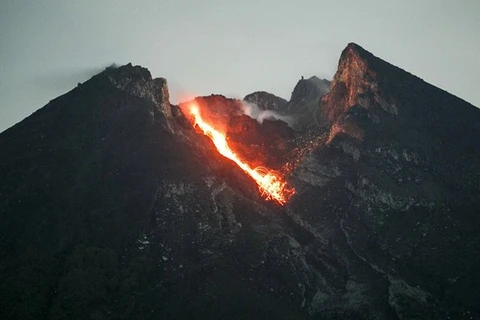 Indonesia warns about Mt Merapi’s eruption, high tidal wave