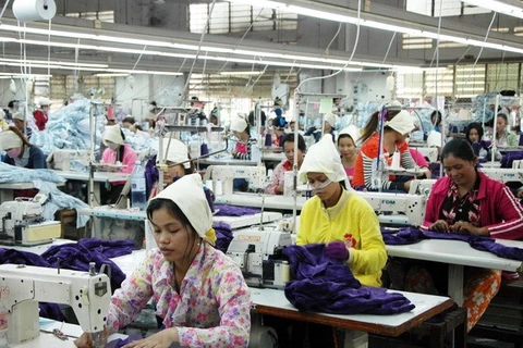 Laos cuts import tariffs on over 8,000 products from ASEAN