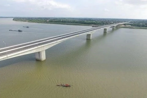 Hung Ha bridge connecting Hung Yen, Ha Nam to open on Jan 26