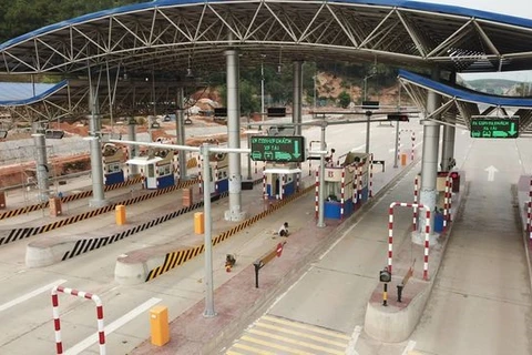 Ha Long-Van Don expressway opens to traffic