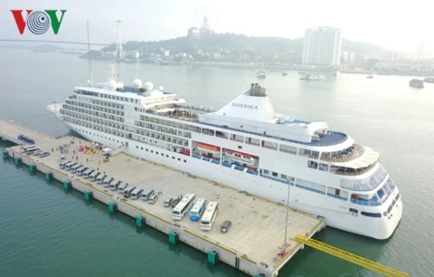 Ha Long international passenger port greets six-star cruise