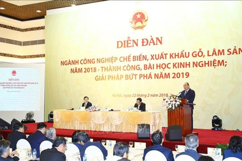 Wood, forestry exports must surpass 11 billion USD in 2019: PM