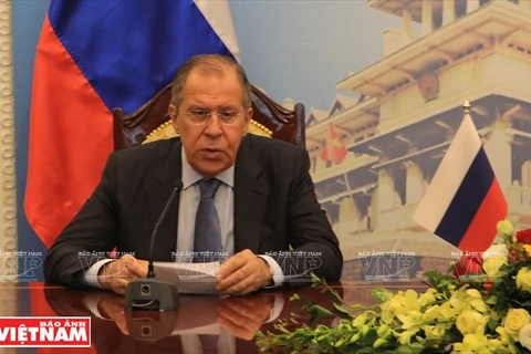 Russian Foreign Minister praises growing Vietnam-Russia ties 
