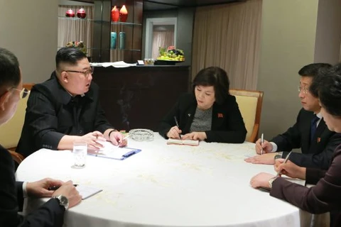 Kim Jong-un works with top DPRK negotiators