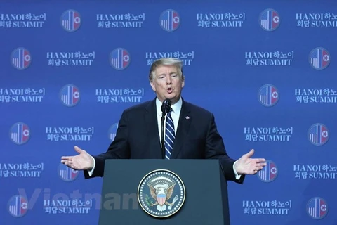 US President convenes press conference