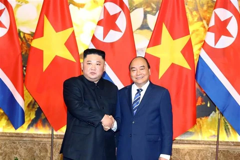 PM Nguyen Xuan Phuc meets DPRK Chairman Kim Jong-un