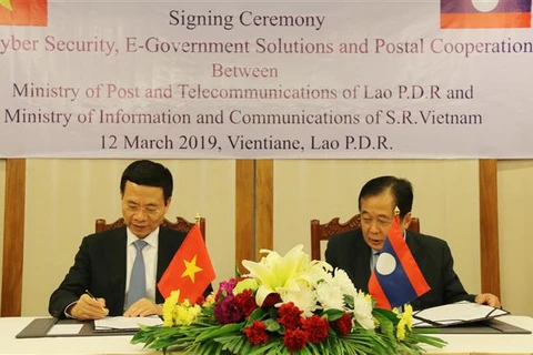 Lao officials appreciate Vietnam-Laos cooperation in information-communication