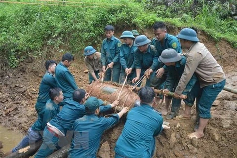 Quang Tri pools resources to overcome post-war UXO 