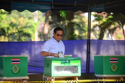 PM congratulates Thai counterpart on successful general election