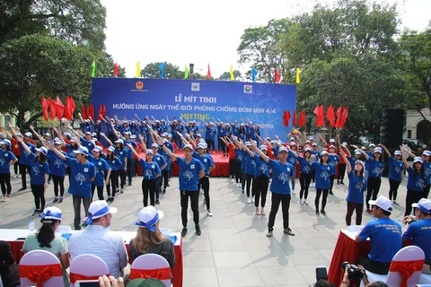 Quang Tri to host activities to raise public awareness of mines