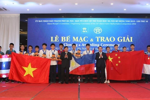Hanoi math contest wraps up