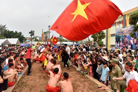 Vietnam’s tug-of-war games, ritual receive UNESCO’s certificate 