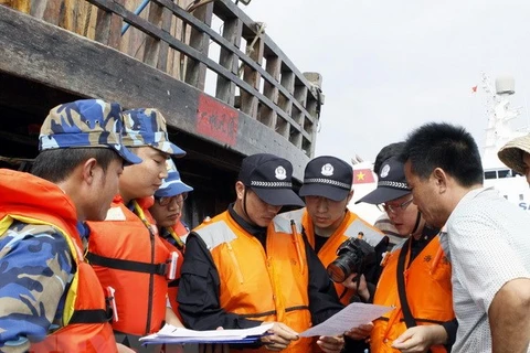 Vietnam Coast Guard contributes to ensuring security in Tonkin Gulf