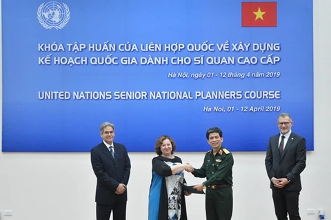 UN training course on national planning wraps up in Hanoi