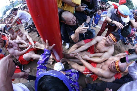 Traditional tug-of-war game handed down as heritage