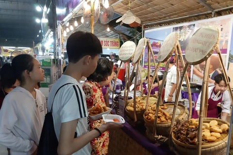 Southern cake festival attracts over 600,000 visitors