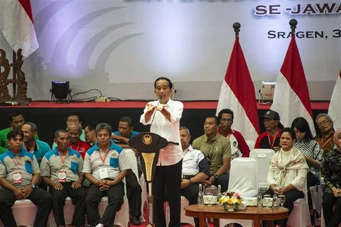 Indonesia: Incumbent President Widodo temporarily leads in election