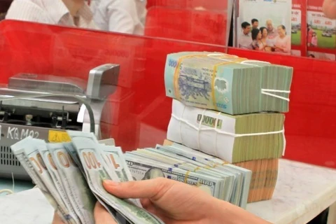 Reference exchange rate up 10 VND on April 19 