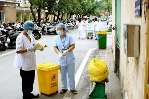 Hanoi adopts plan tightening control over medical waste