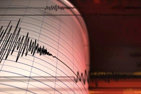 Another strong quake strikes Philippines