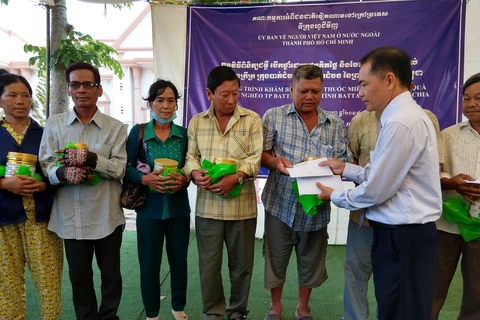 HCM City extends helping hand to the poor in Cambodia