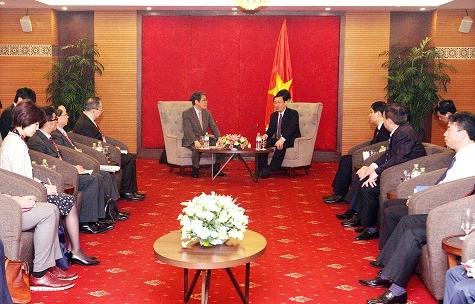 Vietnam pays heed to resolving issues in ties with Japan