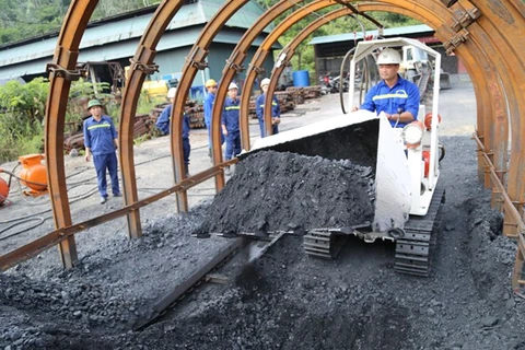 Vinacomin produces nearly 15 million tonnes of coal in four months 