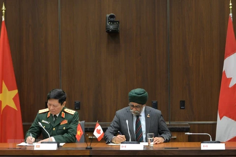 Vietnam, Canada eye stronger defence ties 