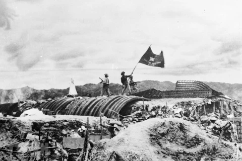 PM calls for upholding Dien Bien Phu victory spirit for development 