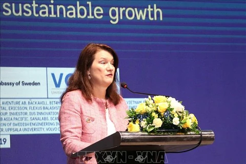 Sweden pledges to help Vietnam in energy saving 