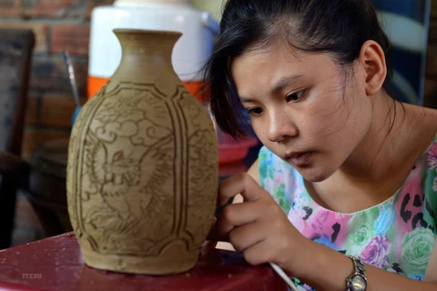 Design contest aims to promote Hanoi handicraft products