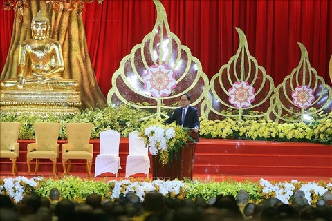 Official hosts Buddhism delegations from China, Laos, Cambodia, Thailand 