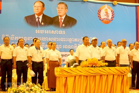 Cambodia: CPP starts local council election campaign 