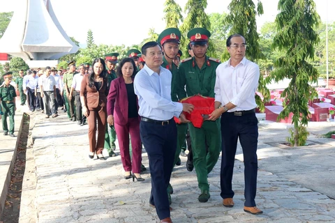 Remains of seven martyrs reburied in Binh Thuan 