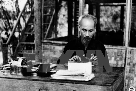 Late President Ho Chi Minh’s birth anniversary marked in Spain