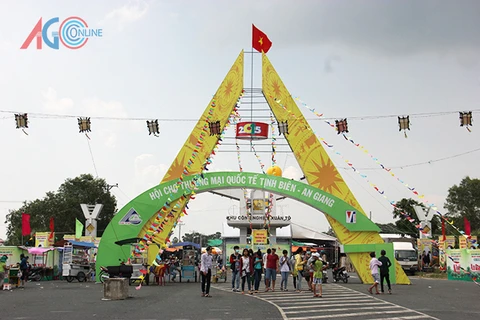 An Giang hosts international trade fair