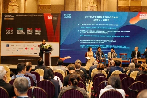 Vietnam Design Association shakes hand with foreign partners