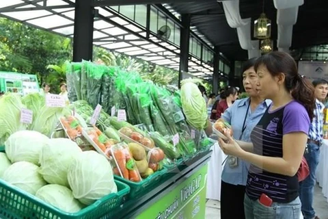 Hanoi, Son La team up in supplying agricultural products