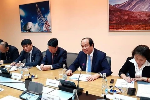 Vietnam, Russia foster cooperation in e-government building
