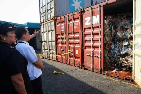 Philippines seizes seven waste containers from Australia