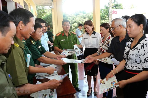 Extra efforts needed to curb flow of drugs into Vietnam