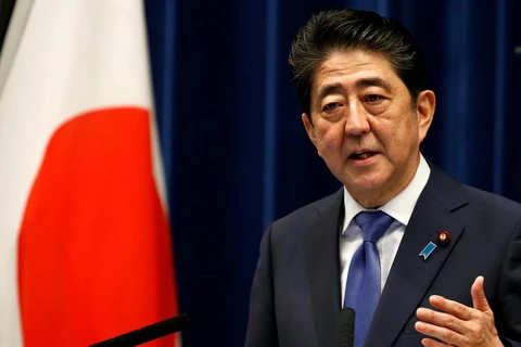 Japan calls for concerted efforts in marine plastic, free trade issues