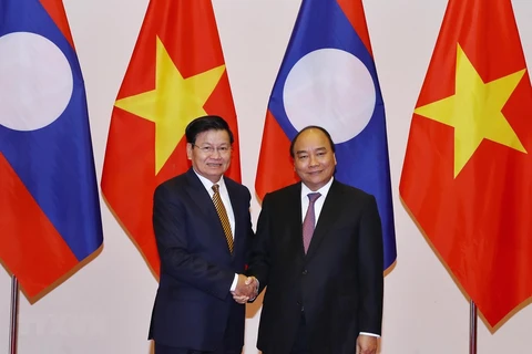Vietnam, Laos resolved to create breakthrough in trade 