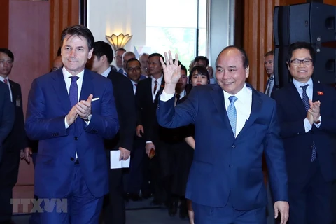 Vietnamese, Italian PMs co-chair Italy-ASEAN economic relations dialogue