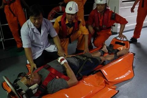 Injured Philippine sailor taken to Da Nang for treatment