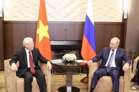 Vietnamese, Russian leaders exchange greetings on friendship ties anniversary