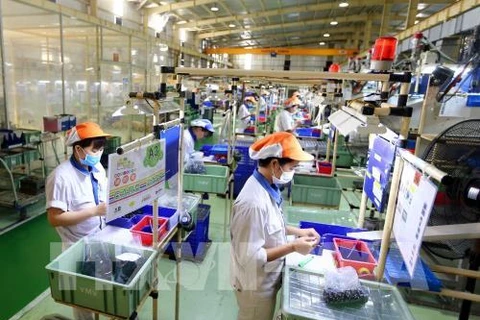 Hanoi aims to draw 5.3 billion USD in FDI in six months 