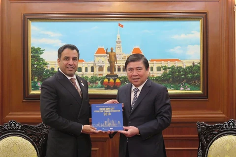 HCM City, UAE seek to enhance economic partnership